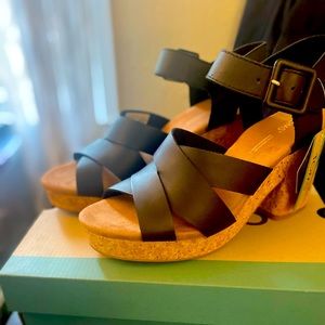 TOMS. Brand New Ava Sandal Size 8